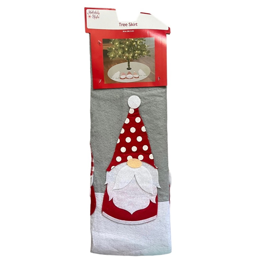 Gnomes Christmas Tree Skirt Felt Gray Red White NIP - Picture 5 of 5